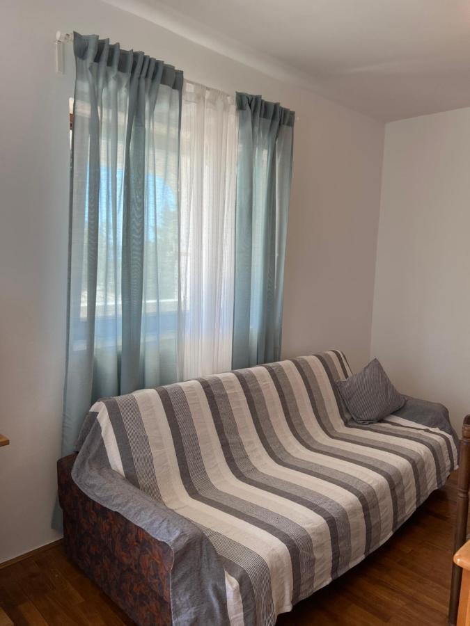 Apartments Antolkovic Ugljan Dış mekan fotoğraf